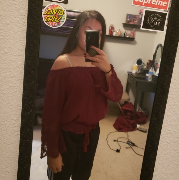 Off the shoulder top - Picture 5 of 6